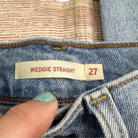 Levi’s High Waist Wedgie Straight Jeans - Light Wash - Picture 2 of 9